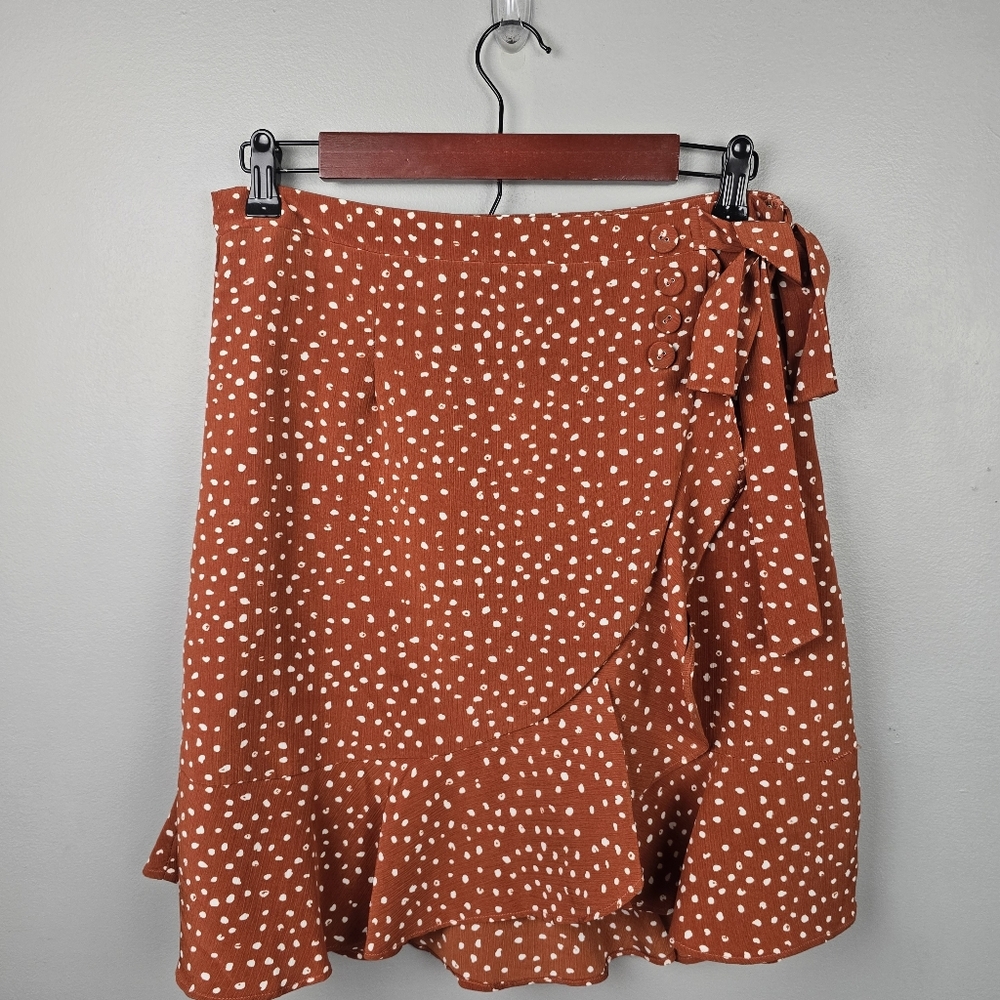 Rust Polka Dot Wrap Skirt Above Knee Ruffle Hem Women Sz M Feminine Flowy Summer